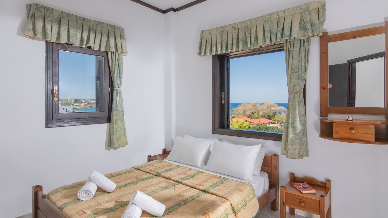 rooms-5bed-apartment