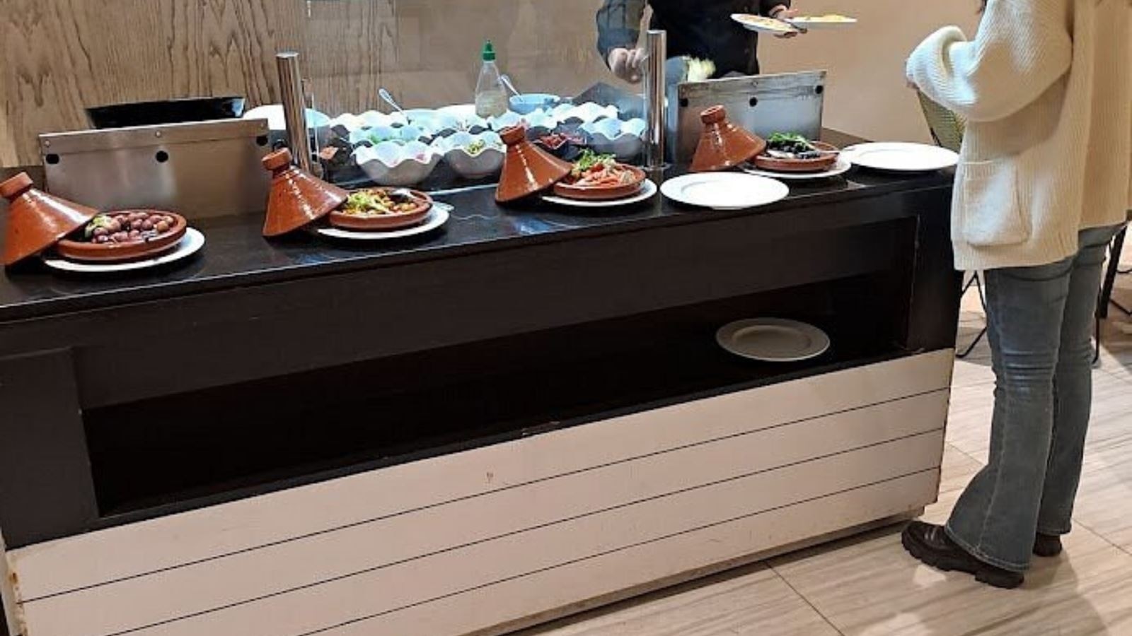 restaurants-restaurants