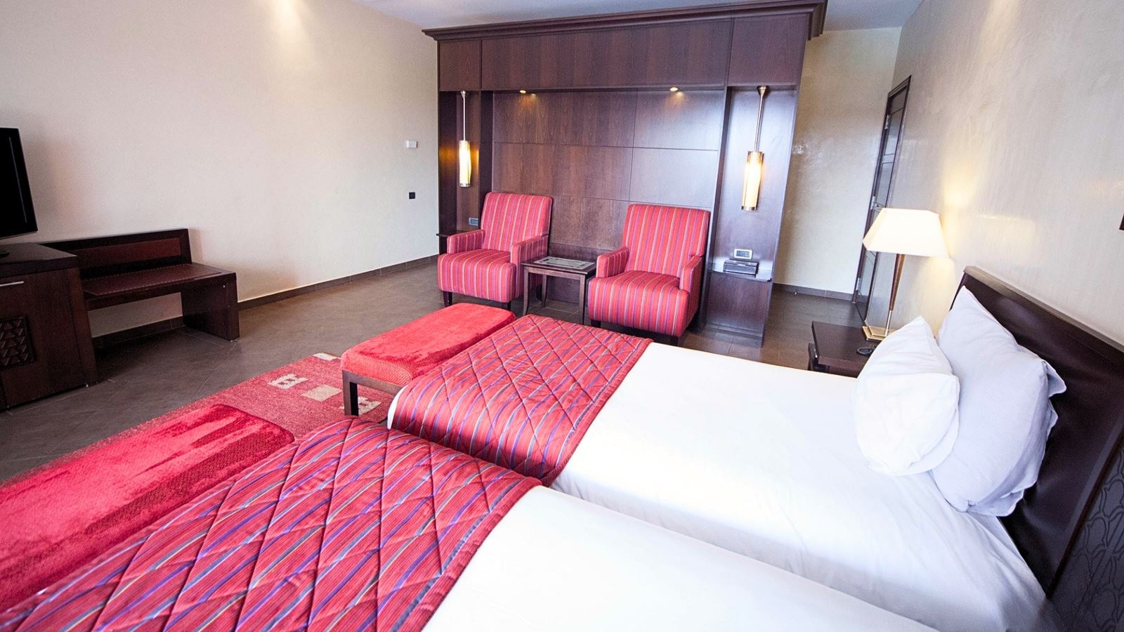 rooms-singleuse--deluxe-room-garden-view-