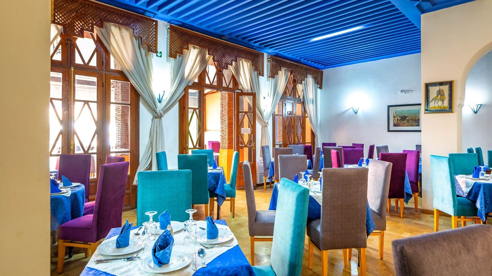 restaurants-restaurants