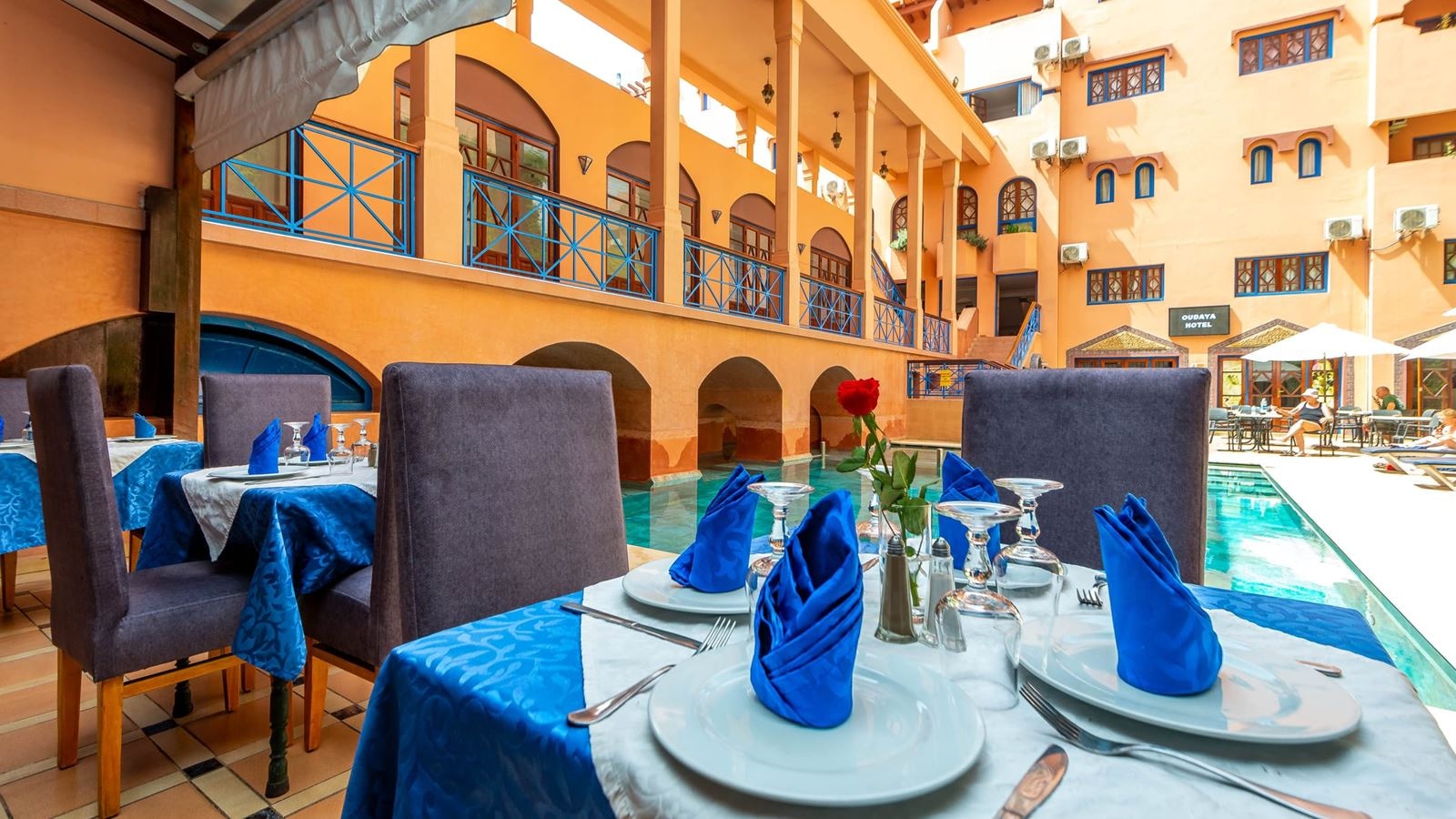 restaurants-restaurants