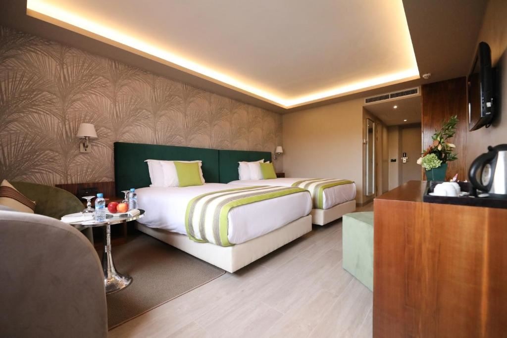rooms-double-premium-room-gardepool-room