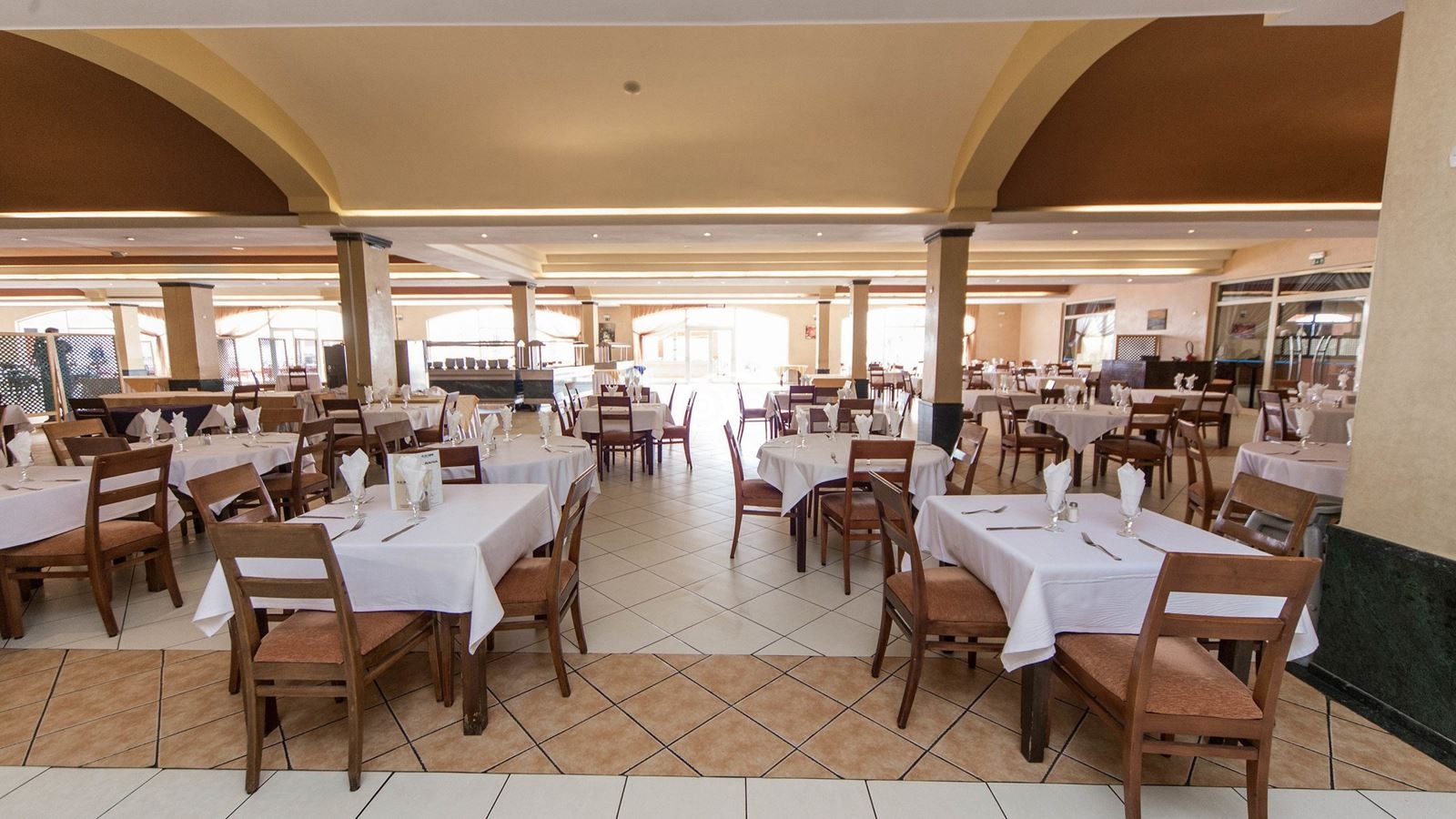 restaurants-main-restaurant