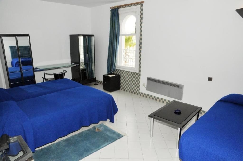 rooms-triple-standard-room