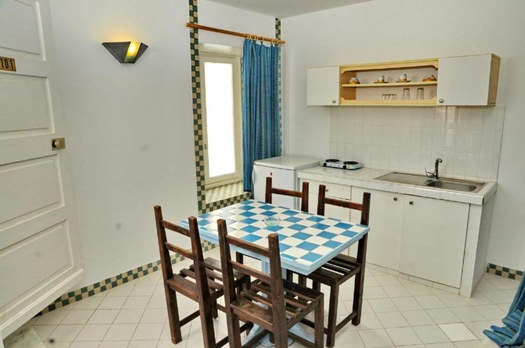 rooms-quad-apartment