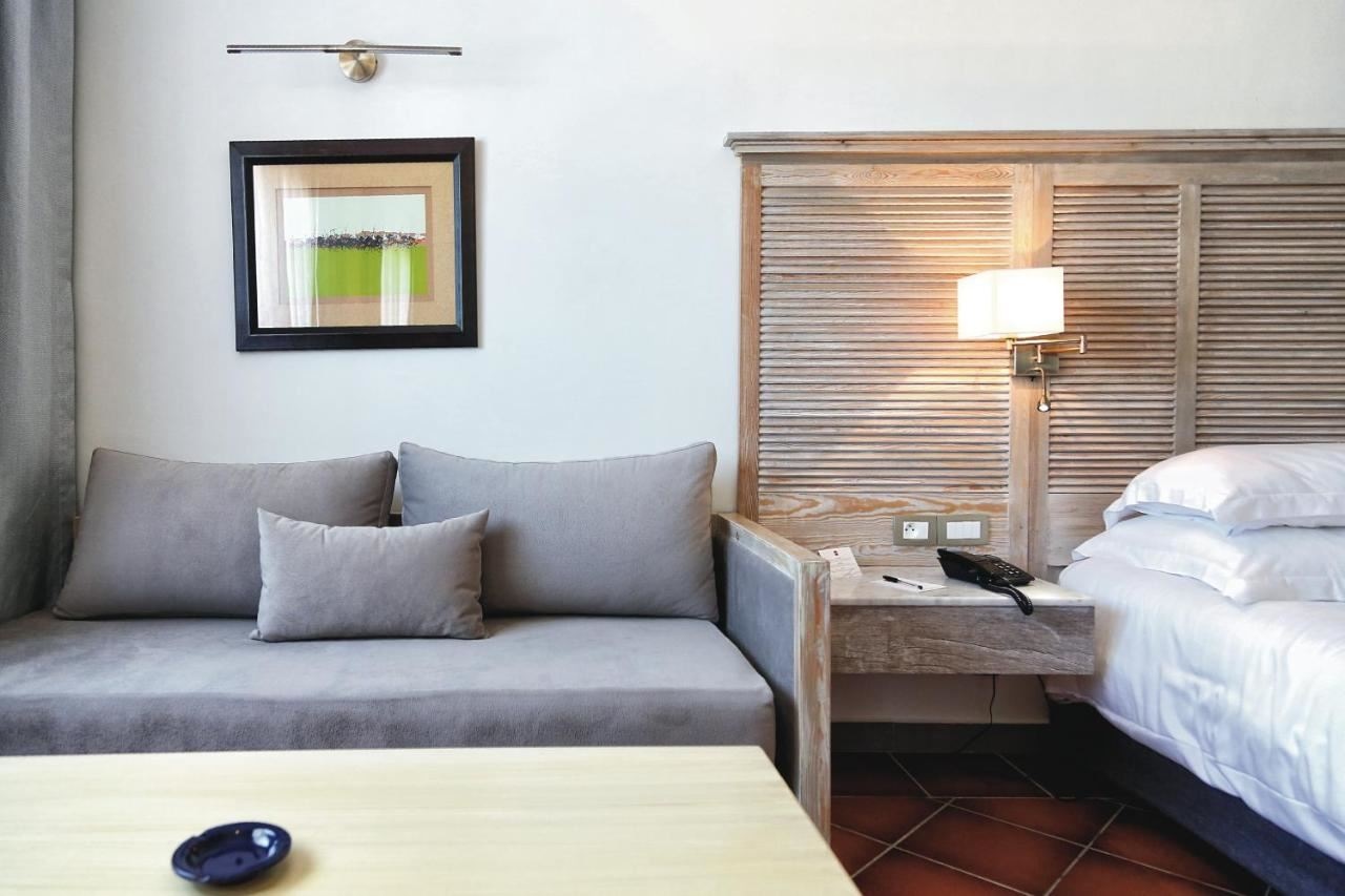 rooms-standard-sea-view-room-frontal-or-lateral