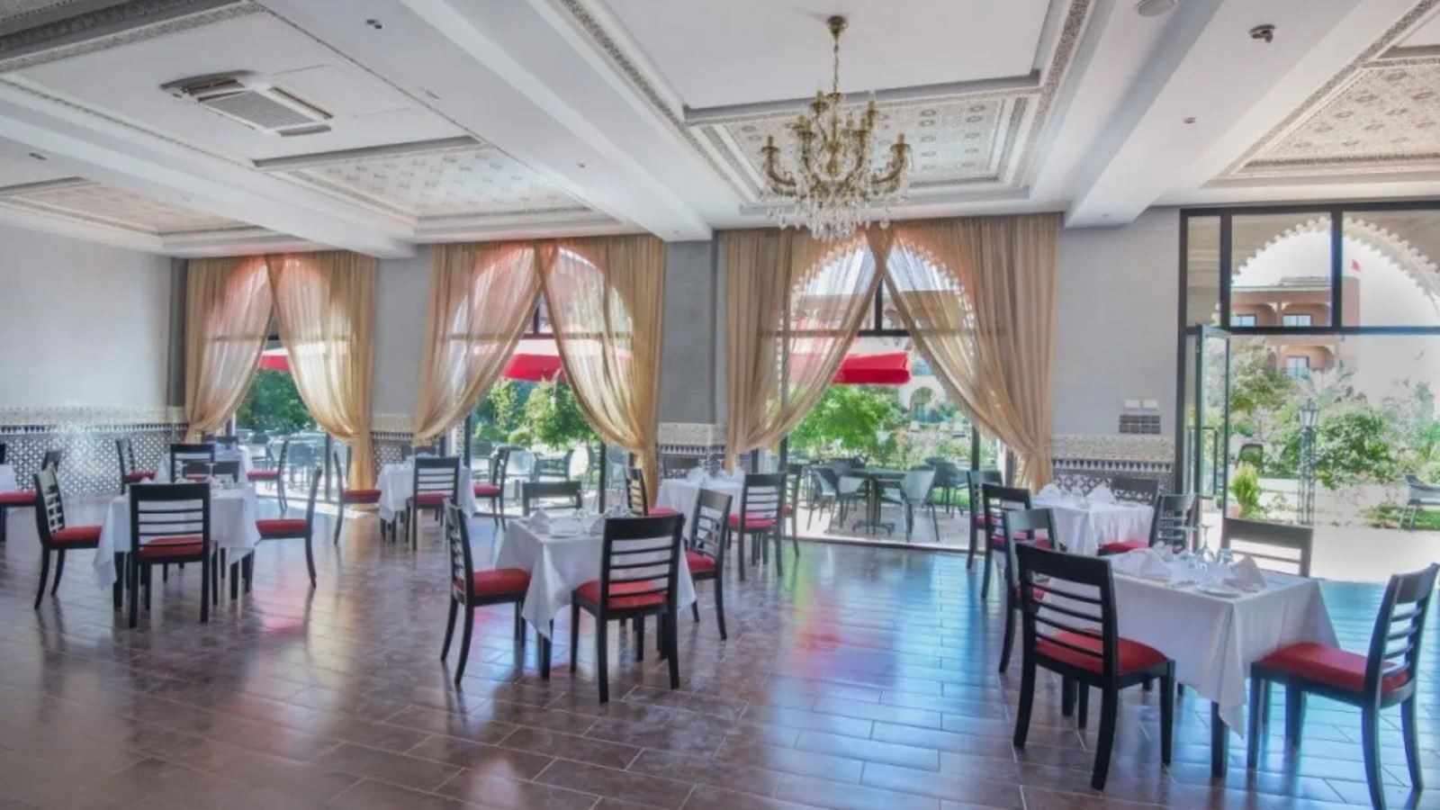 restaurants-restaurants