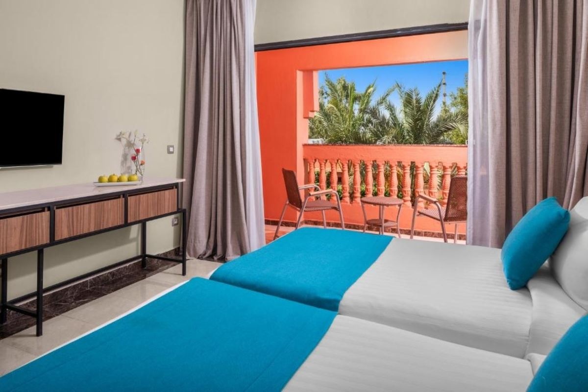 rooms-standard-room-gardenview