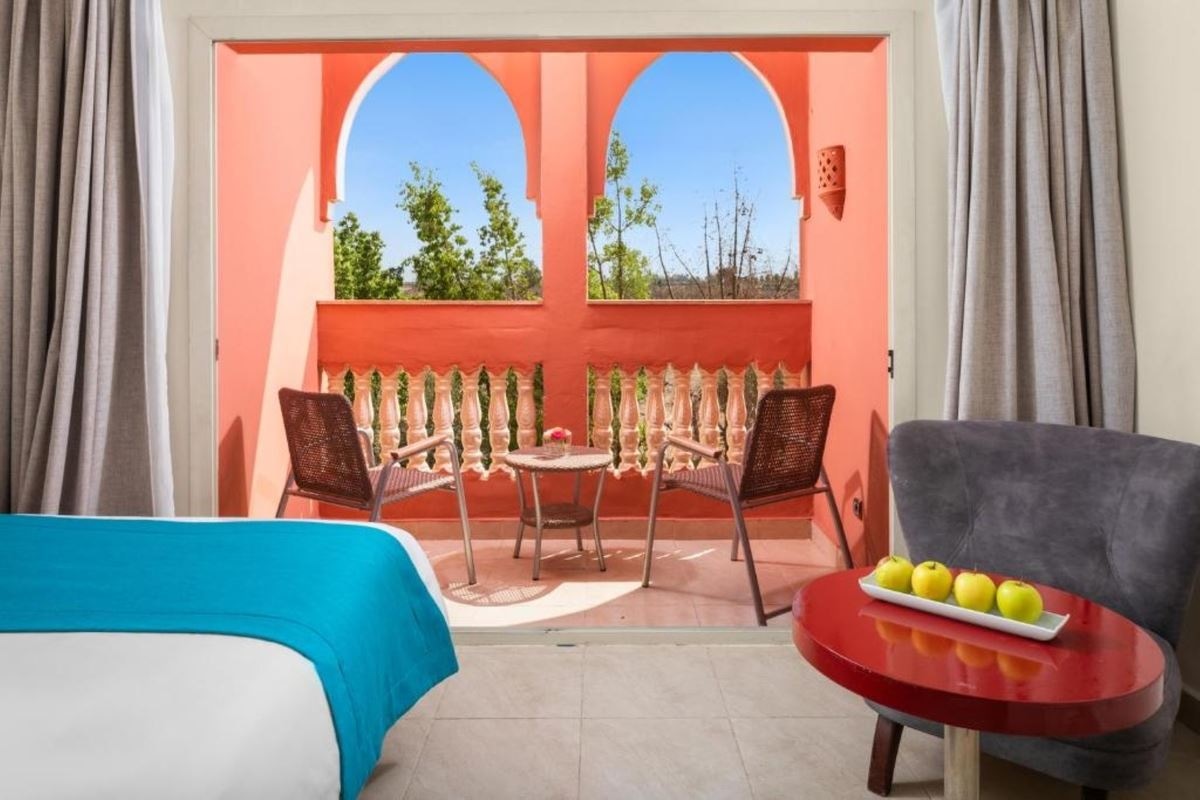 rooms-standard-room-gardenview