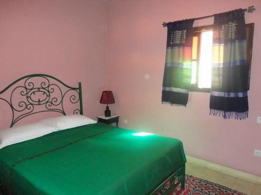 rooms-double-with-double-bed