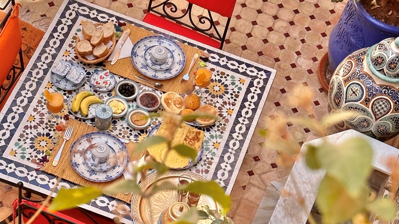 restaurants-restaurants