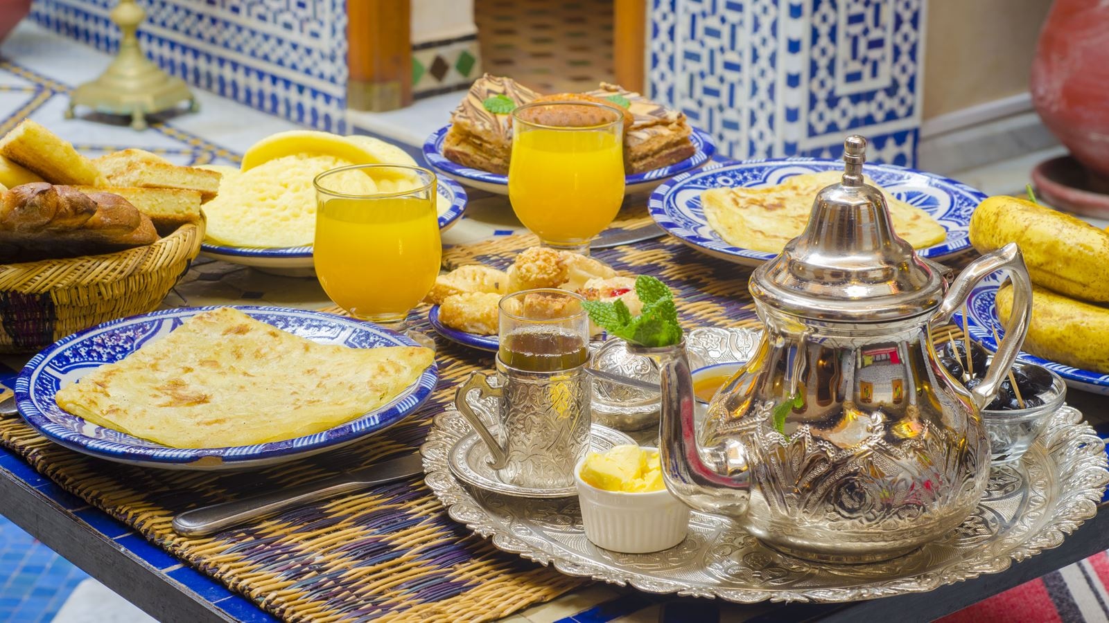 restaurants-restaurants