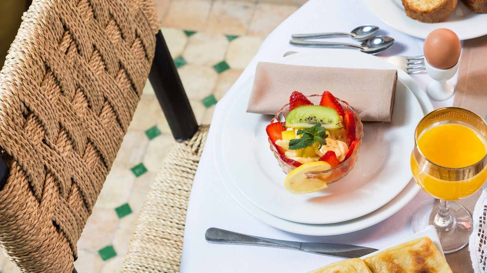 restaurants-restaurants