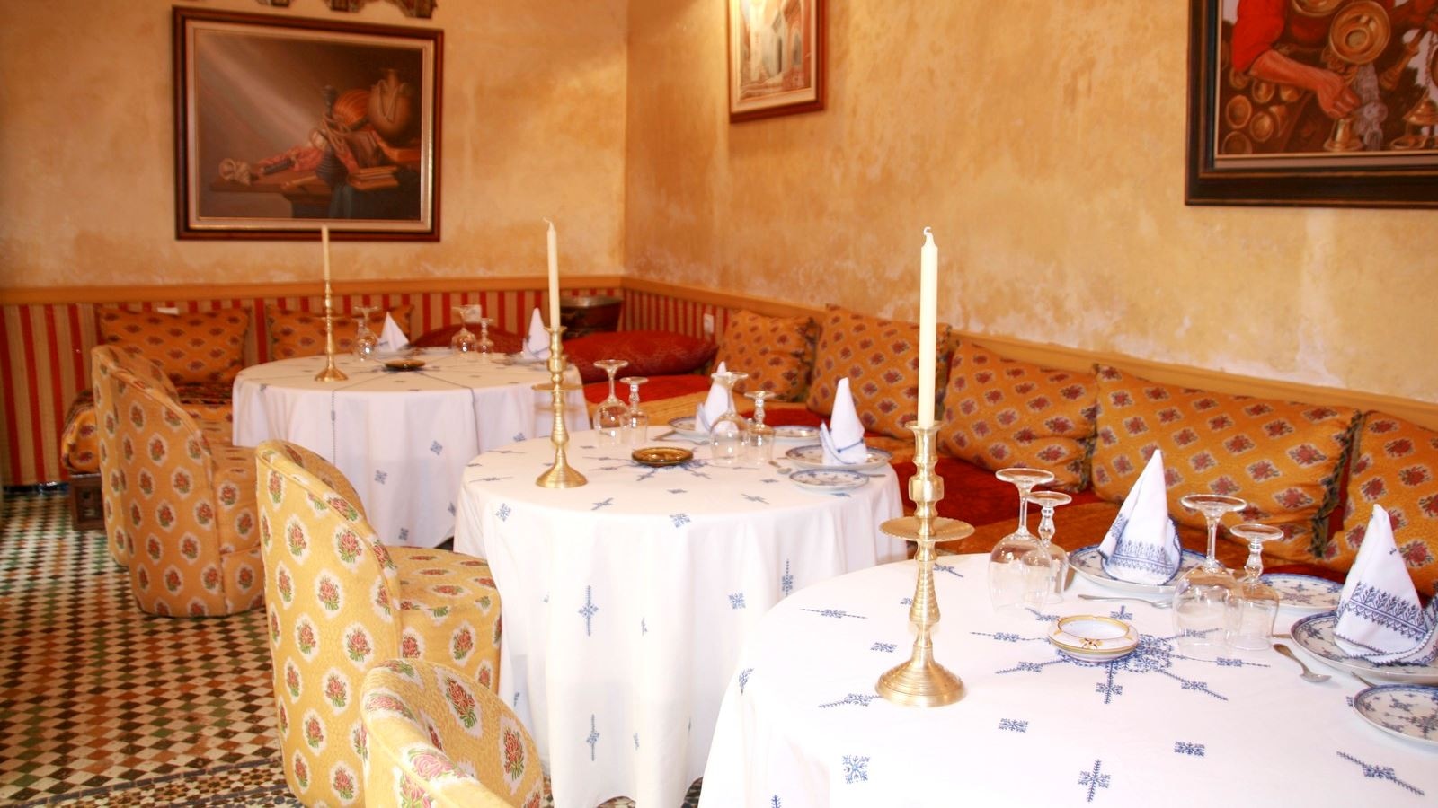 restaurants-restaurants