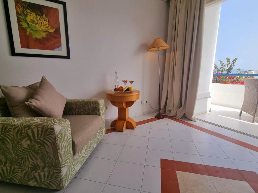 rooms-single-superior