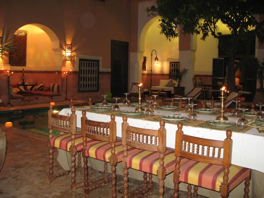 restaurants-main-restaurant