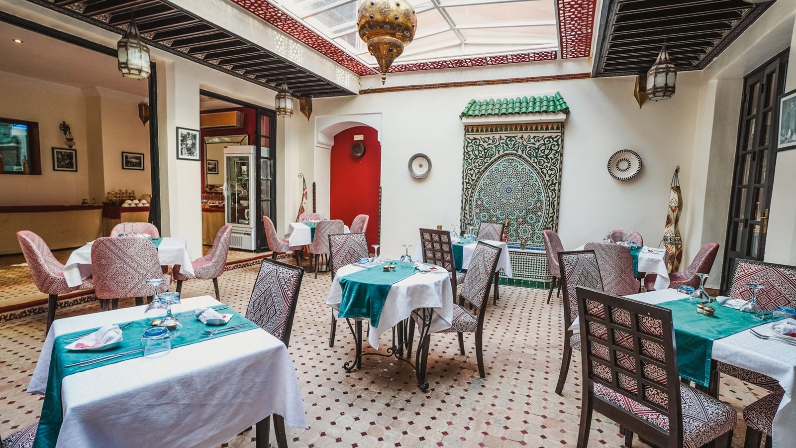 restaurants-restaurants