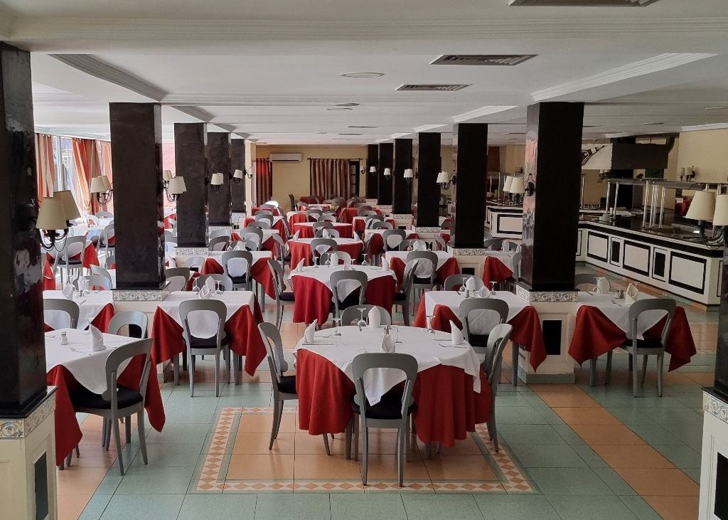 restaurants-restaurants