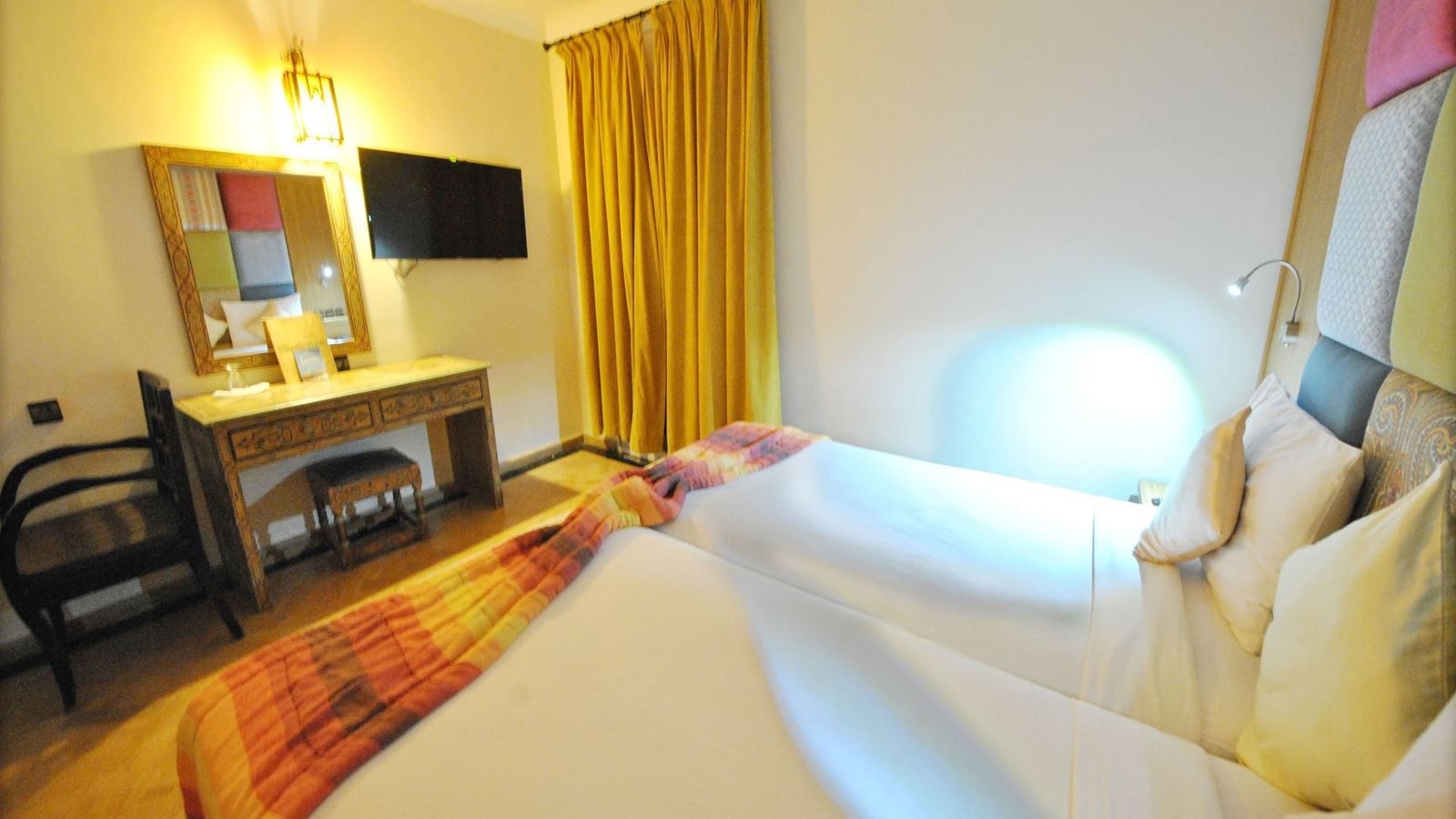 rooms-superior-room-balcony-or-terrace