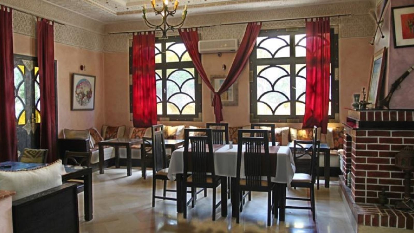 restaurants-restaurants