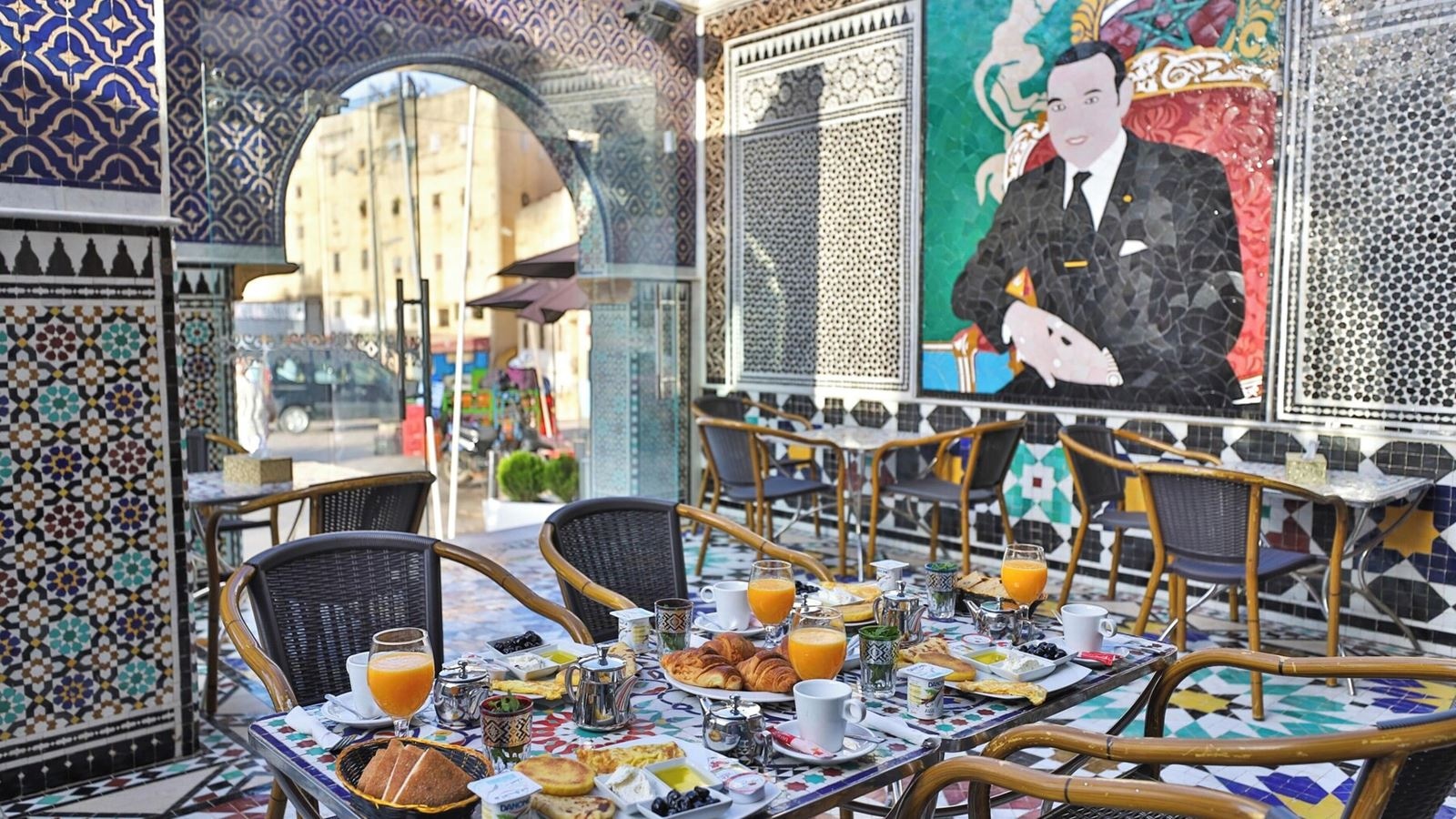 restaurants-restaurants