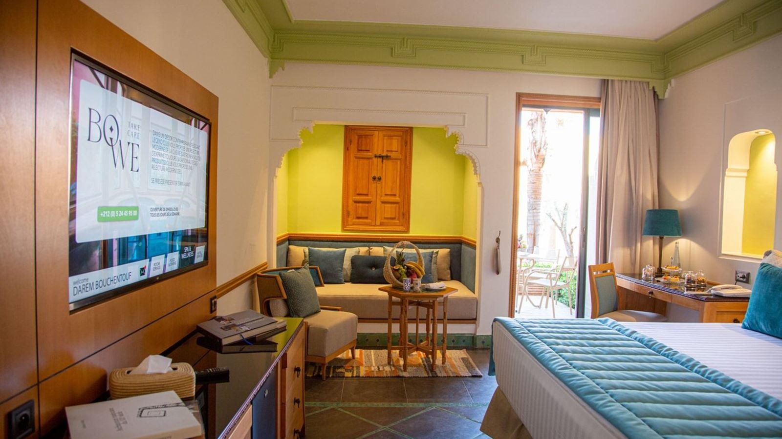 rooms-double-deluxe-room-poolview-balcony