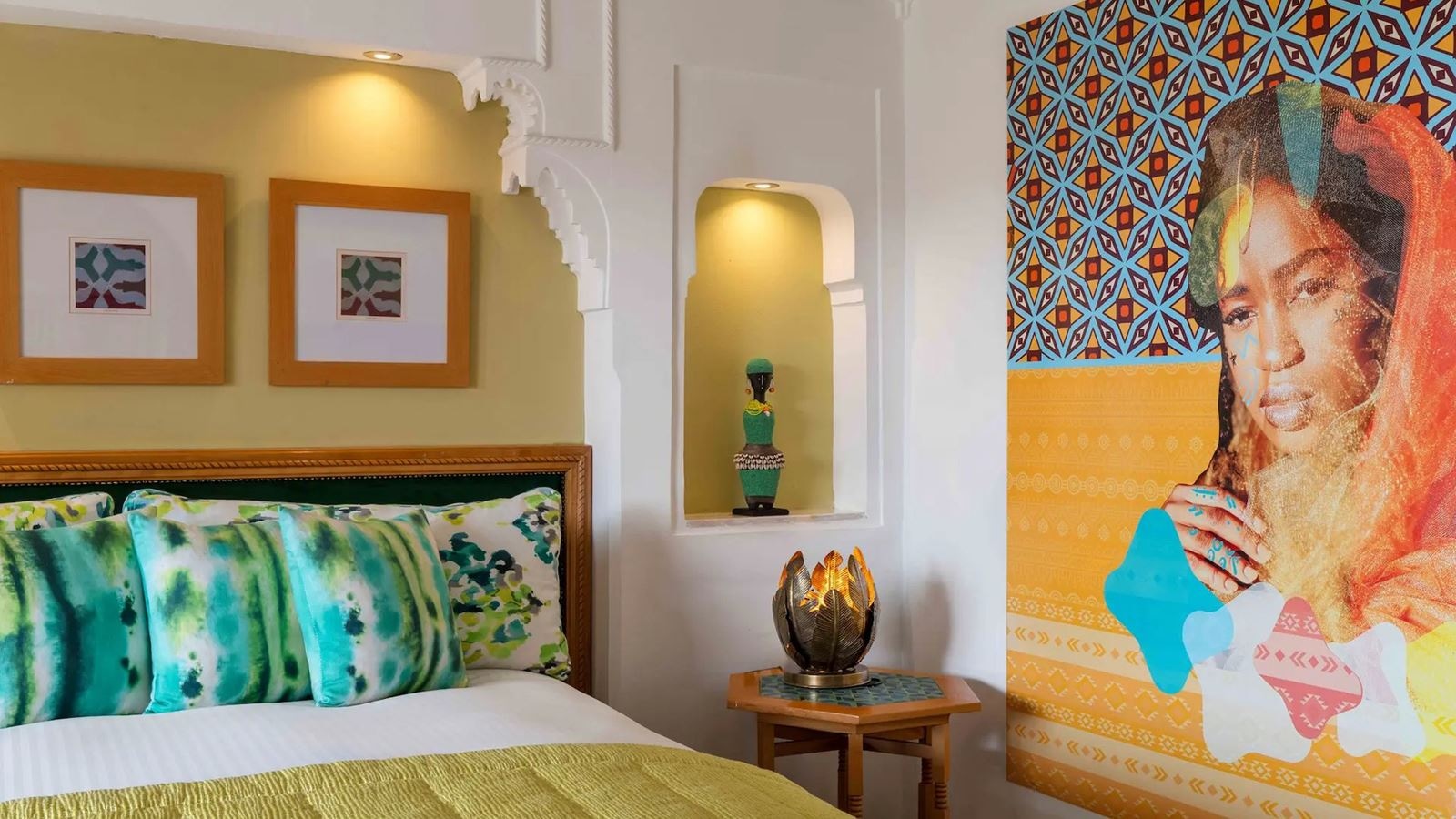 rooms-singleuse-deluxe-room-poolview-terrace