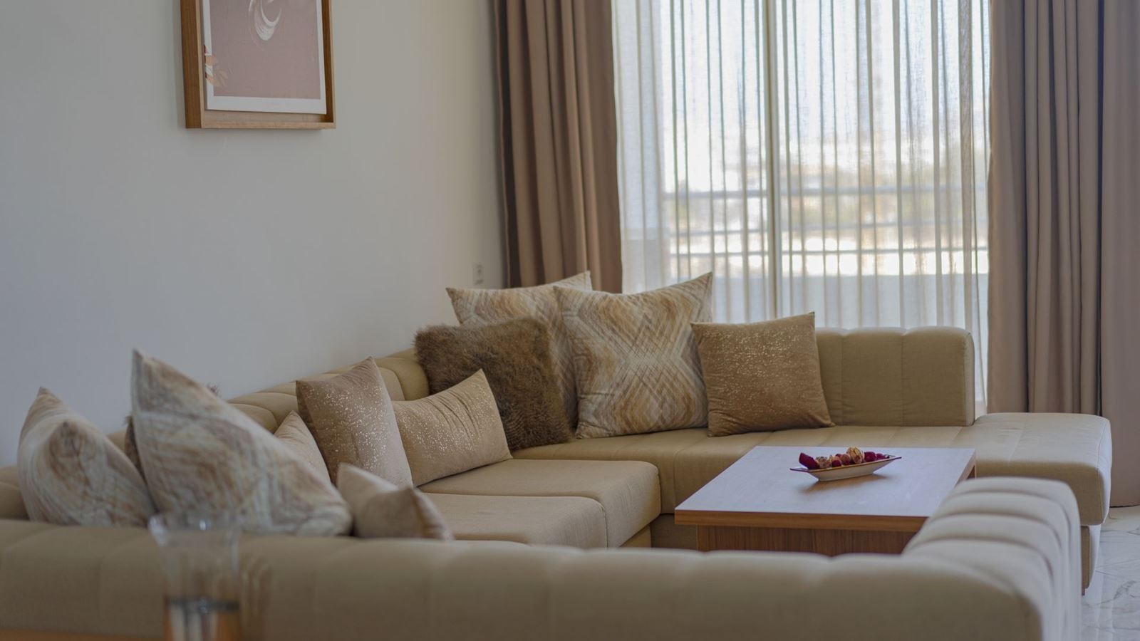 rooms-2-bedroom-apartment-cityview