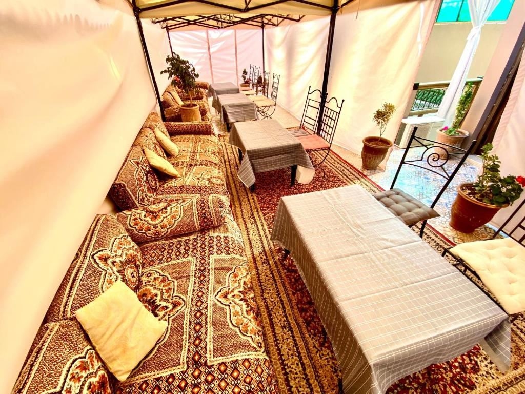 restaurants-main-restaurant