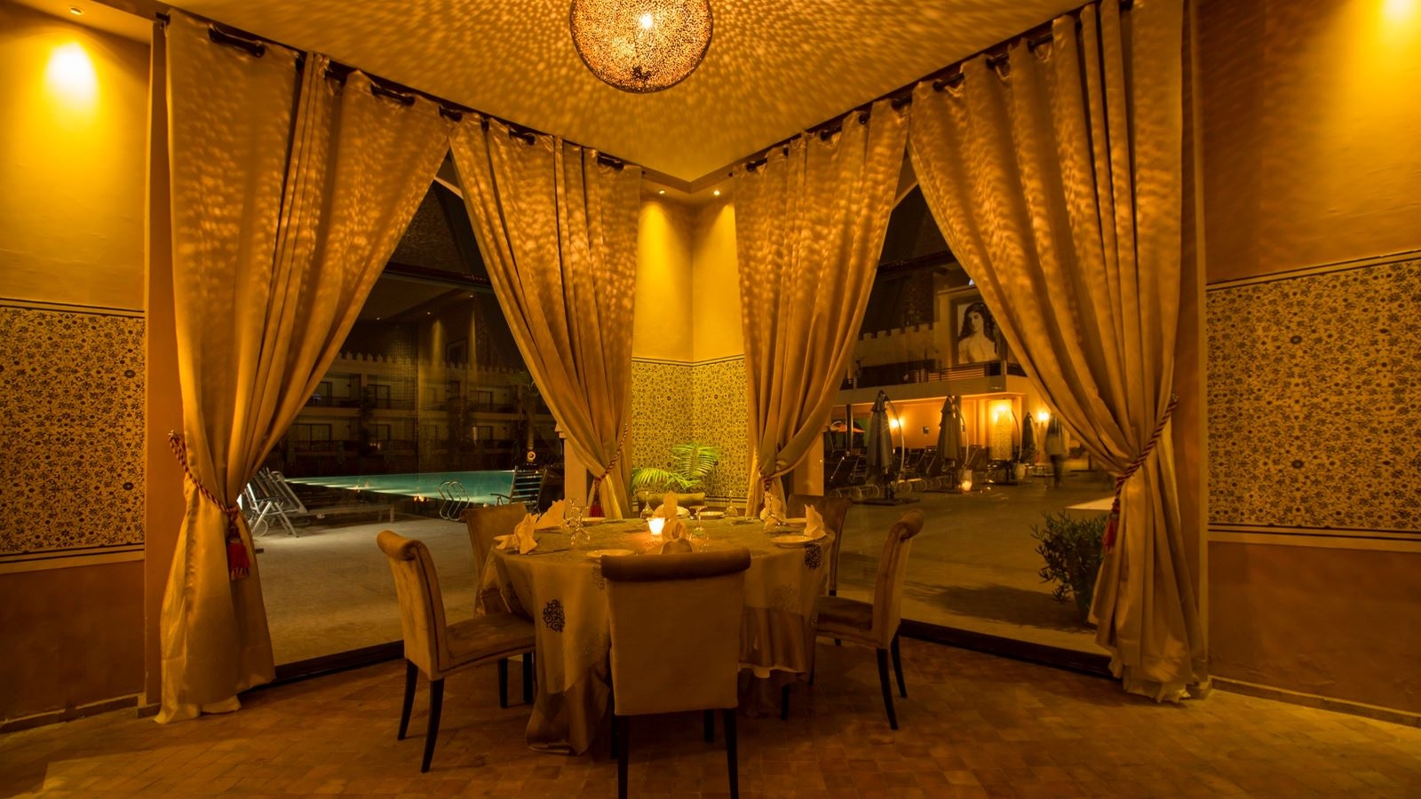 restaurants-main-restaurent