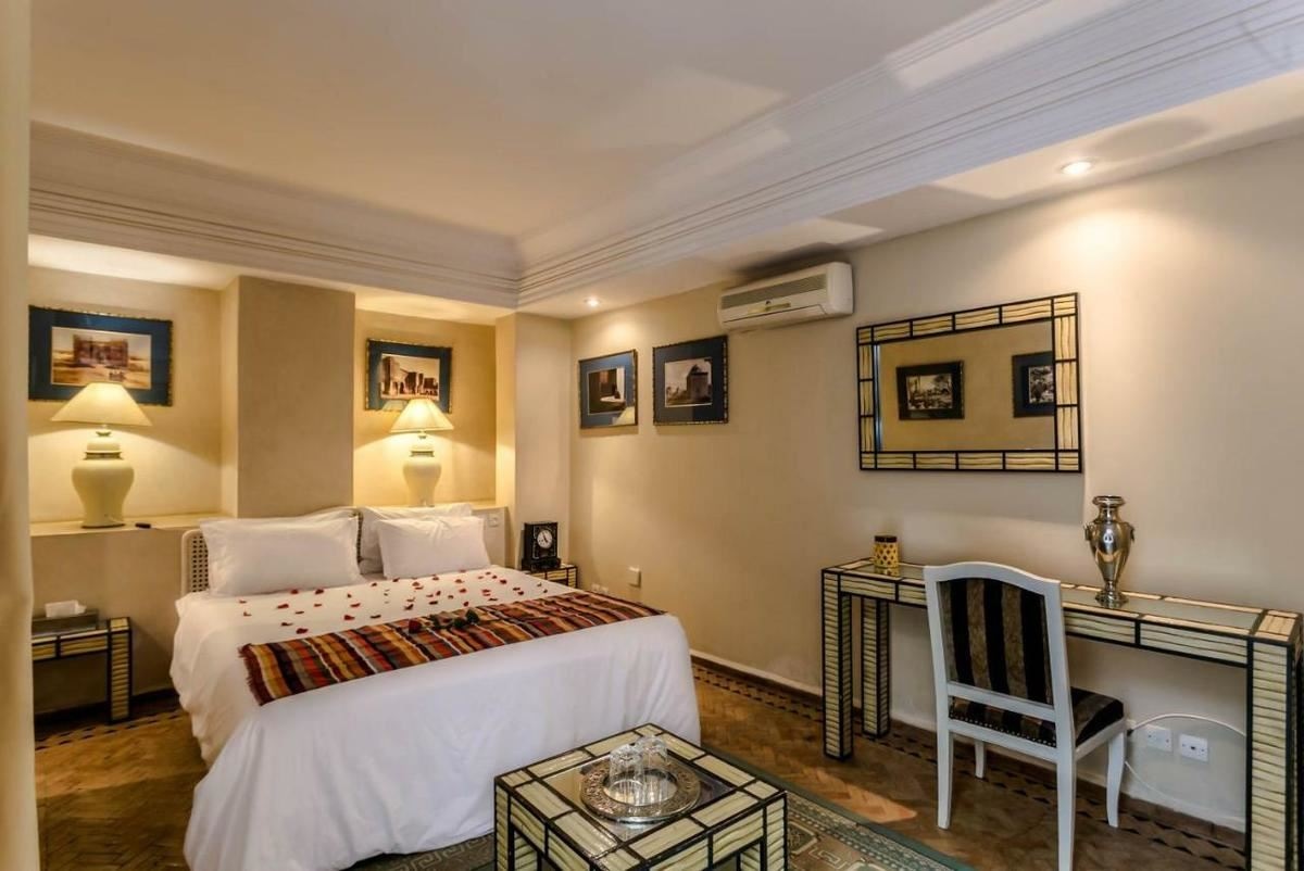 rooms-standard-suite