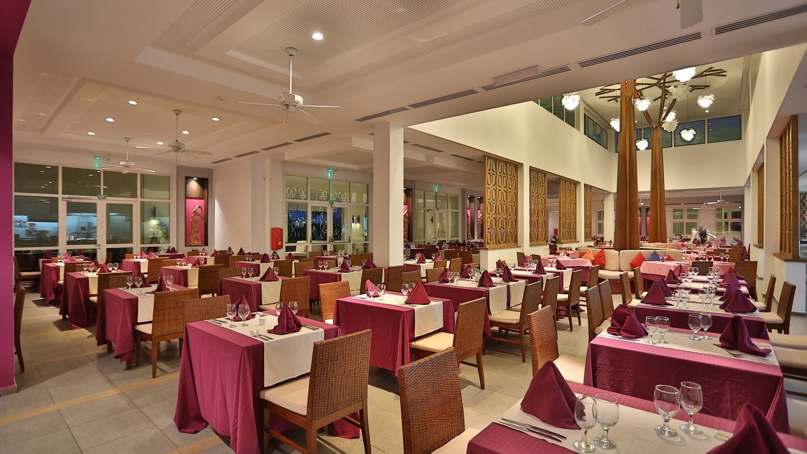 restaurants-main-restaurant