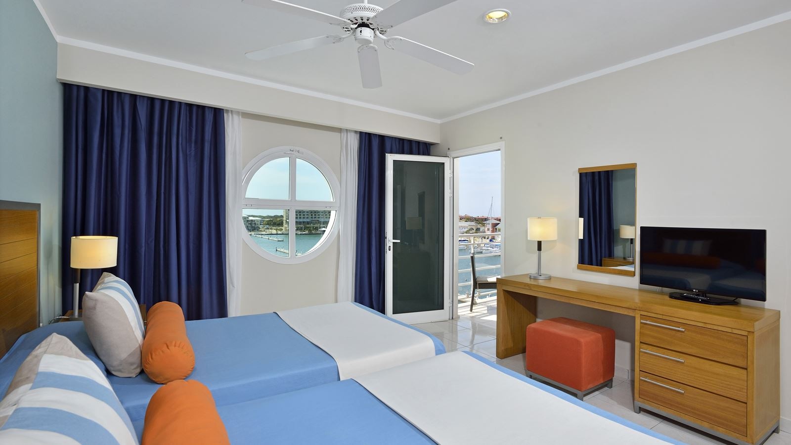 rooms-apartment-three-bedrooms