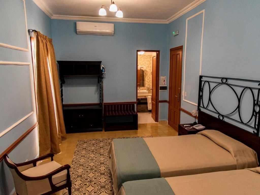 rooms-double-standard-room