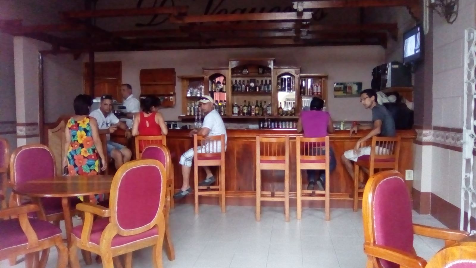 restaurants-restaurants