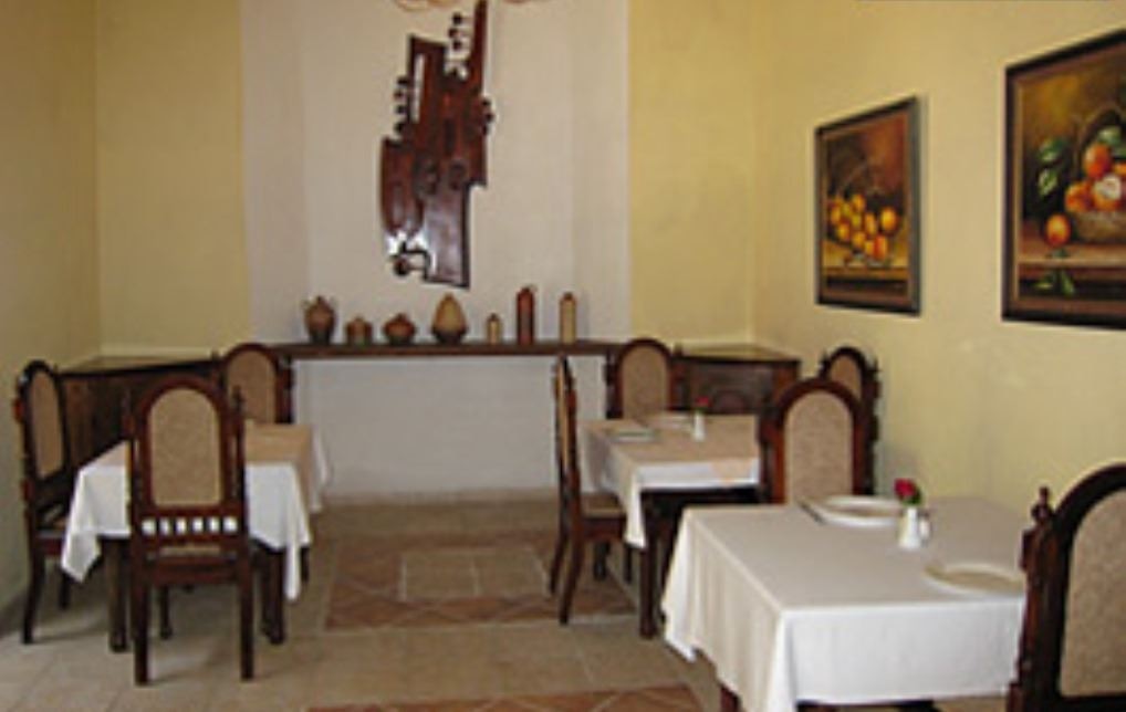 restaurants-restaurants