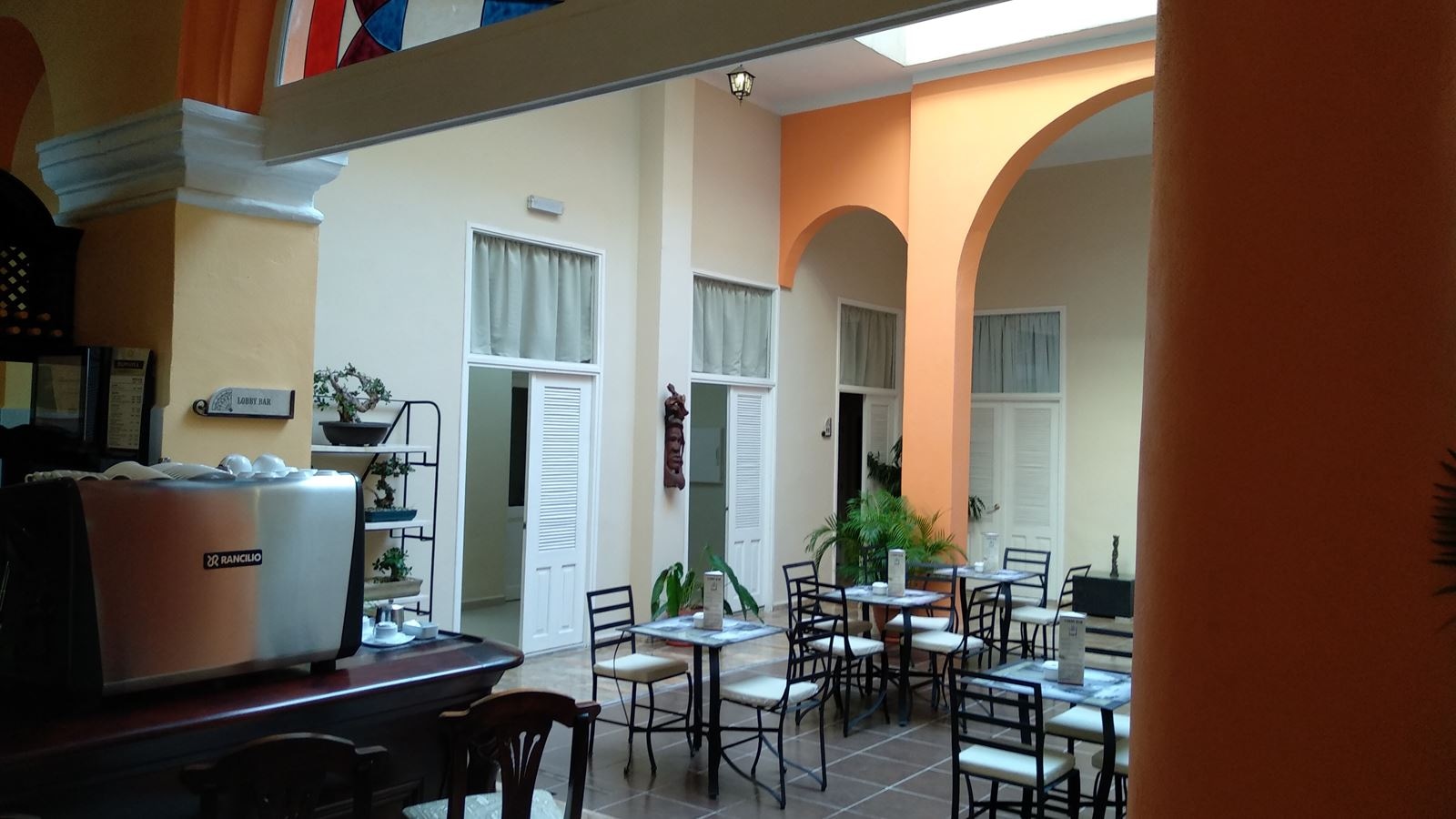 restaurants-restaurants