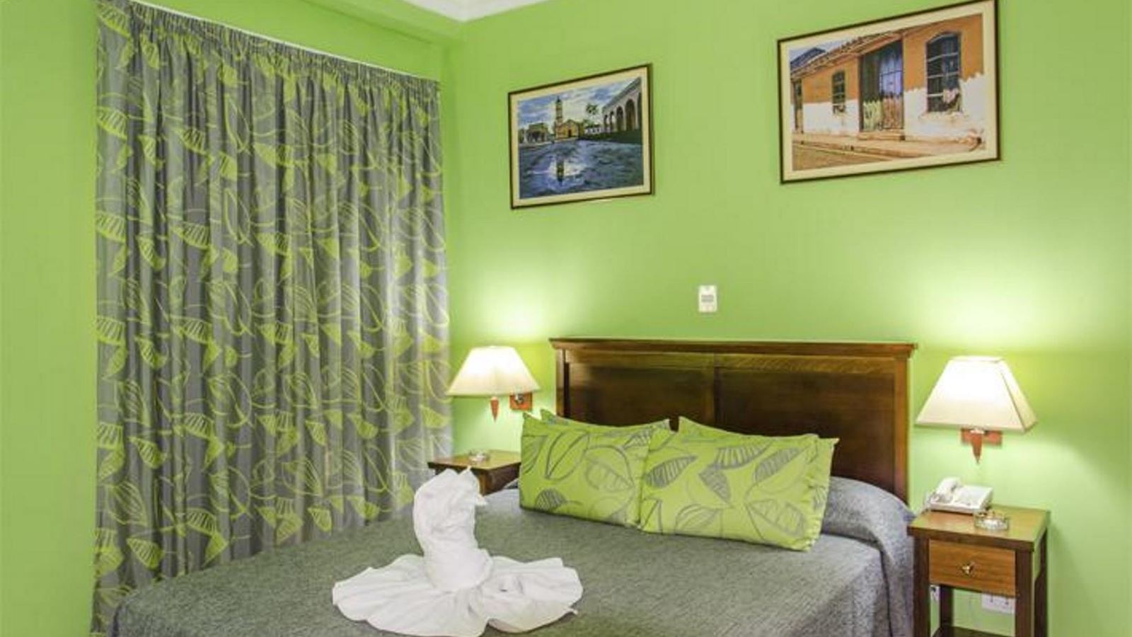 rooms-double-standard