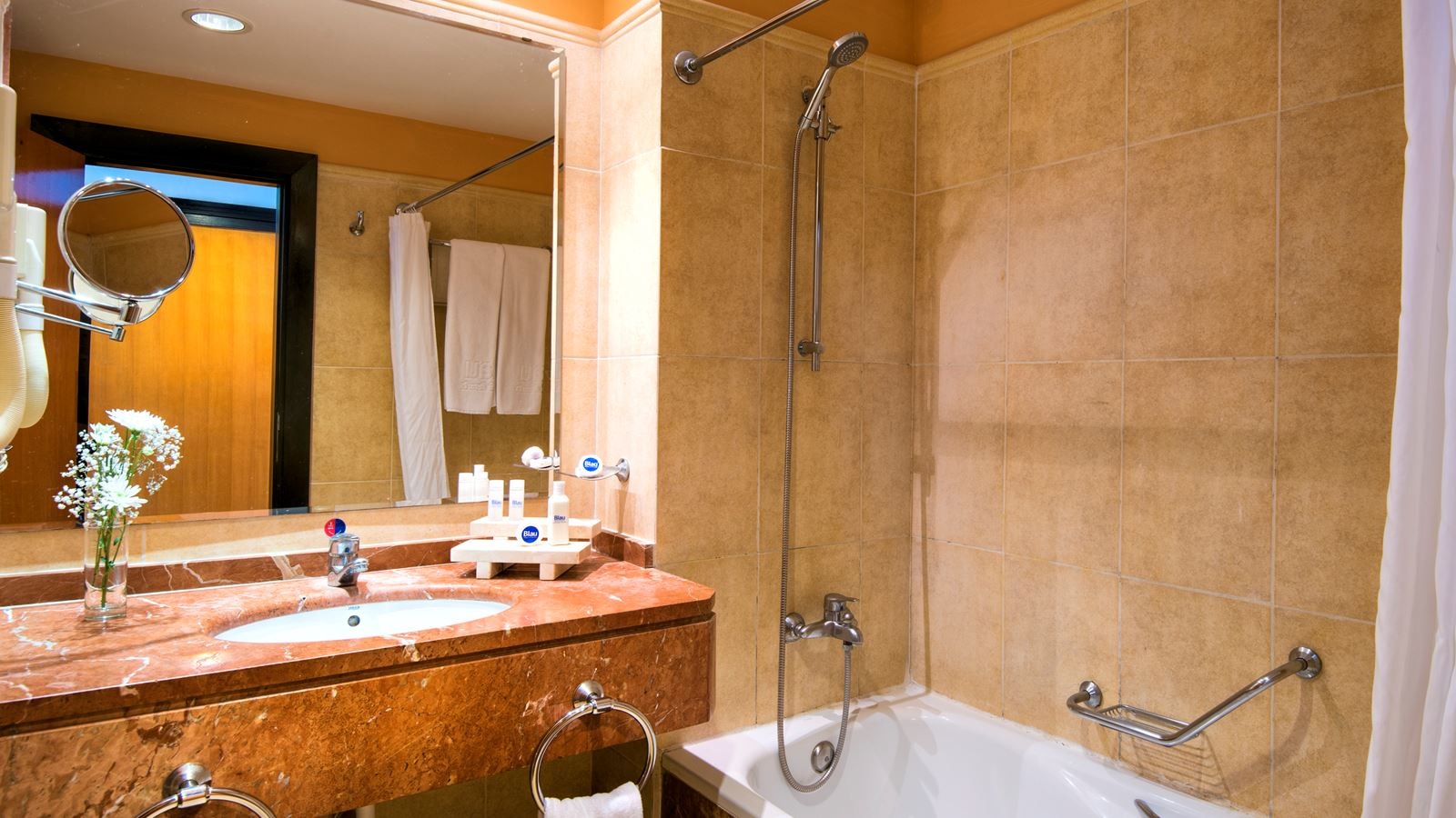 rooms-superior-sea-view