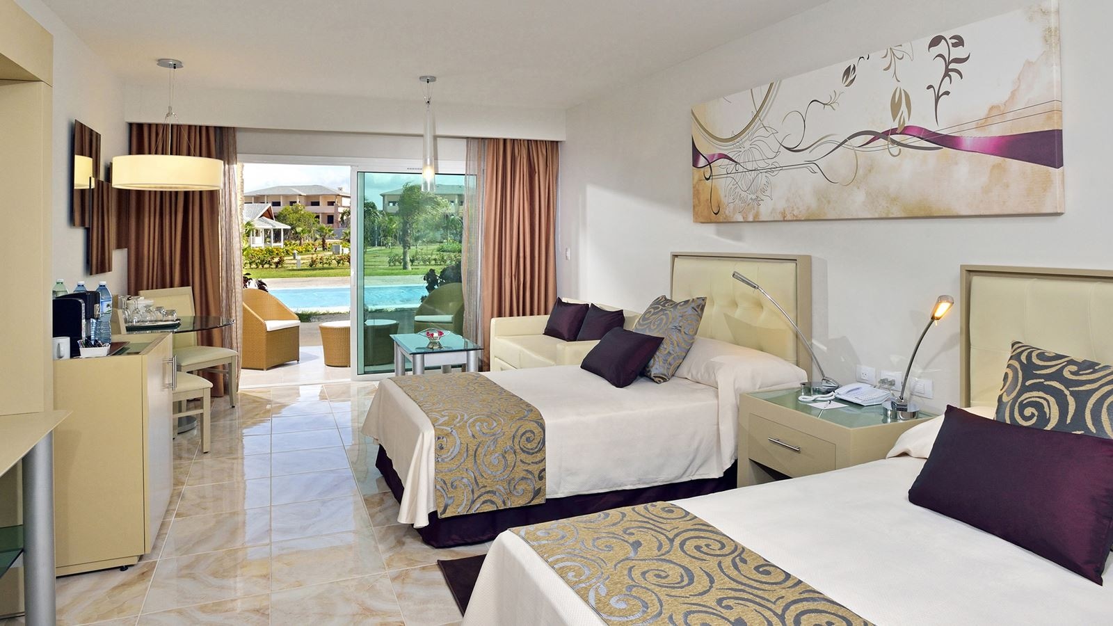 rooms-the-reserve-junior-suite-garden-swimup