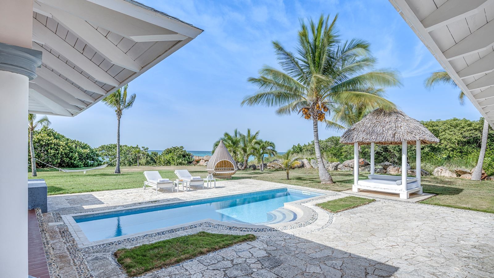 rooms-garden-villa-royal-service