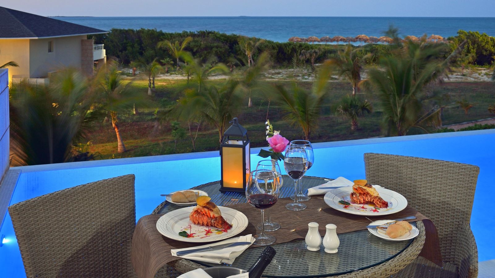 rooms-presidential-suite-royal-service