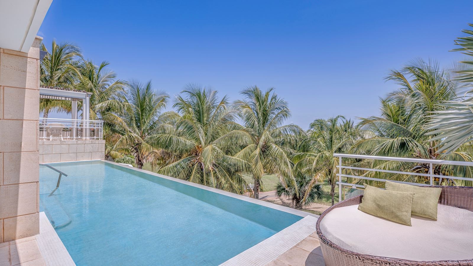 rooms-presidential-suite-royal-service