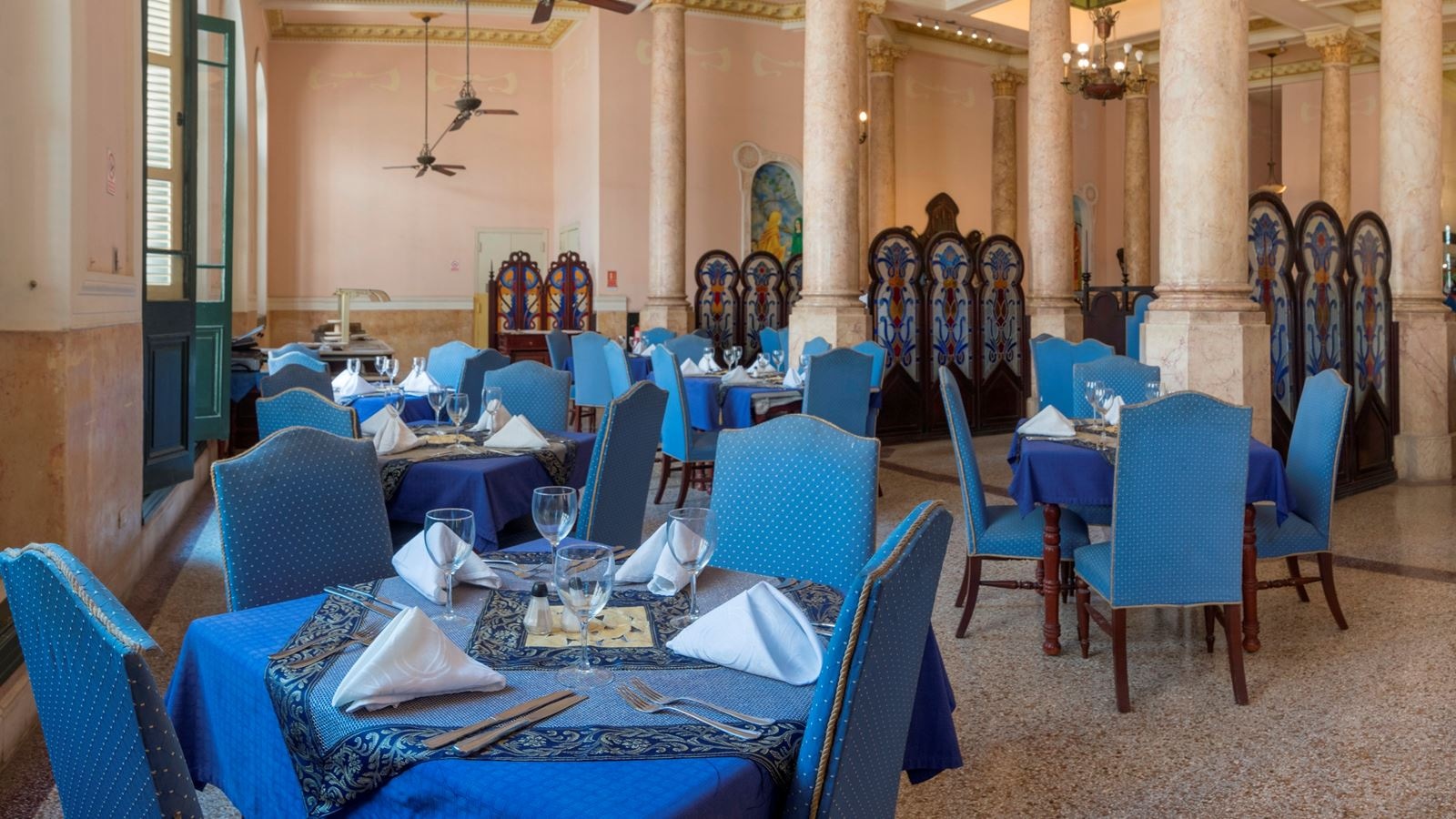 restaurants-jardin-del-eden