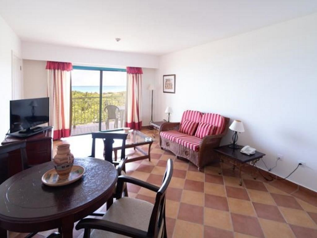 rooms-suite-ocean-view