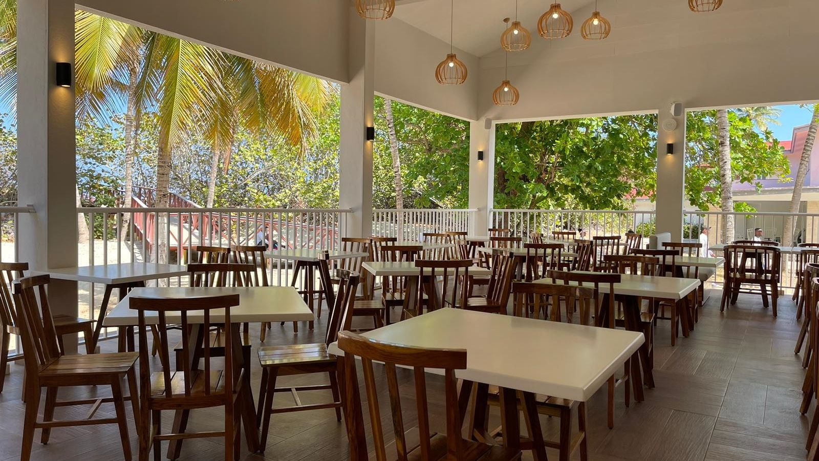 restaurants-restaurants