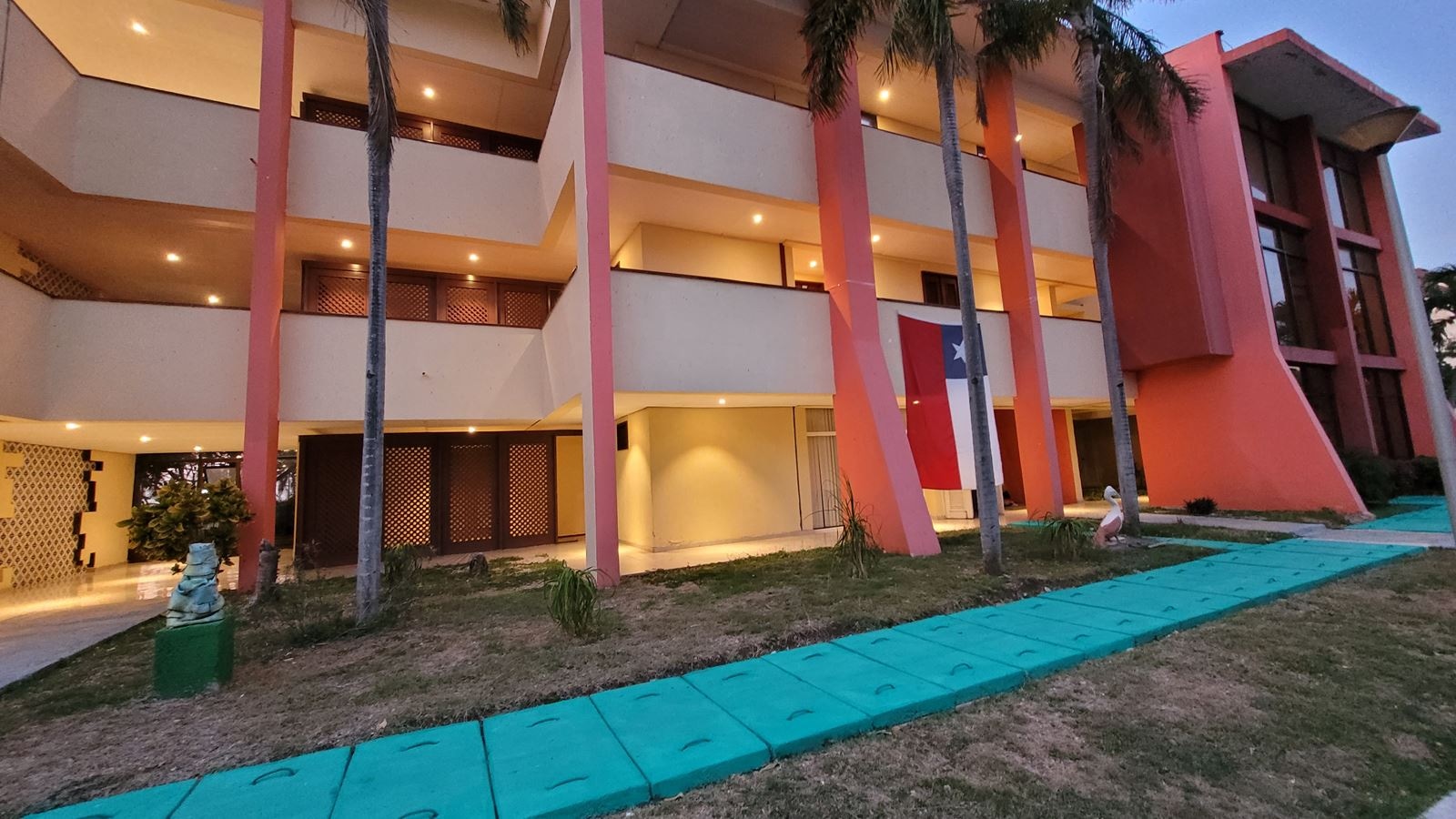 general-main-building