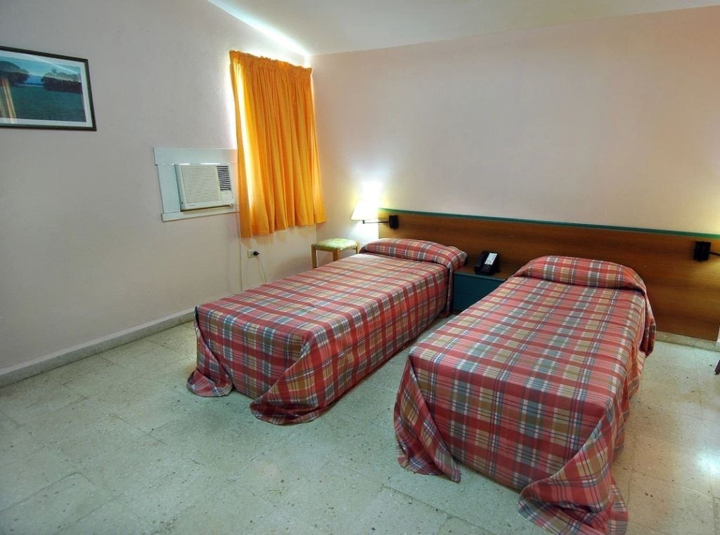 rooms-mini-suit-room