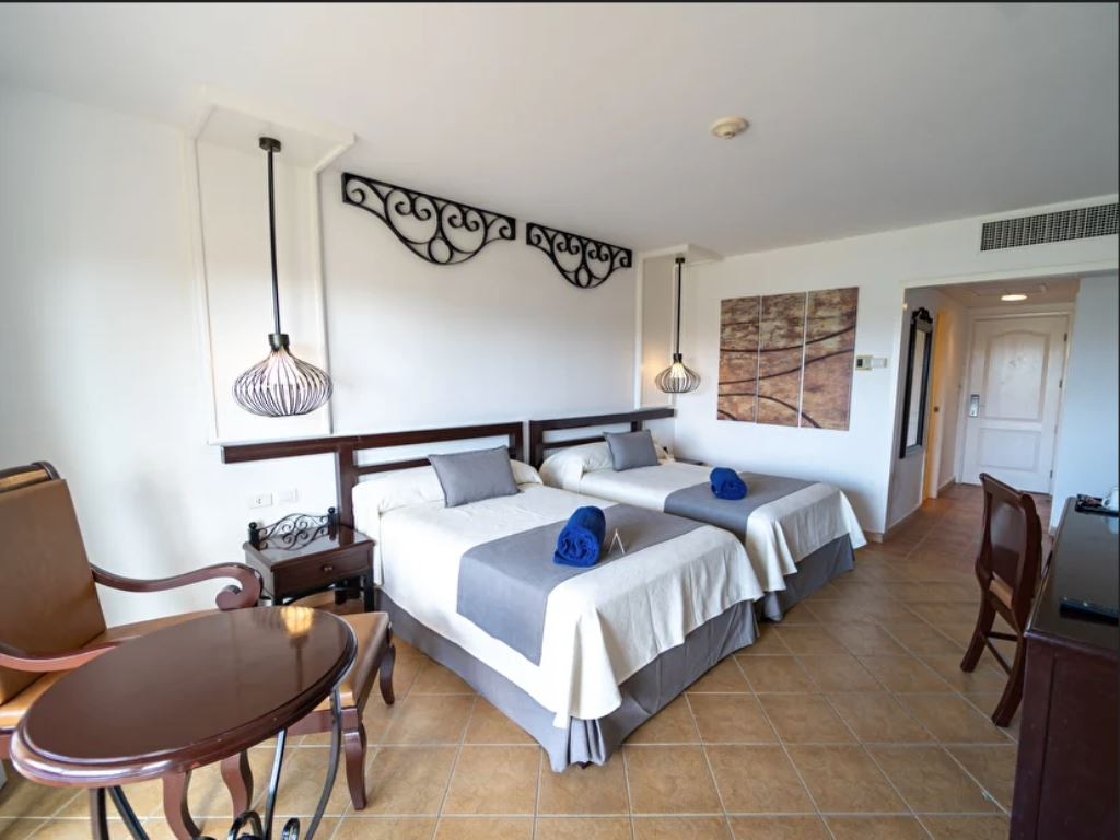 rooms-standard-harmony-club-blu