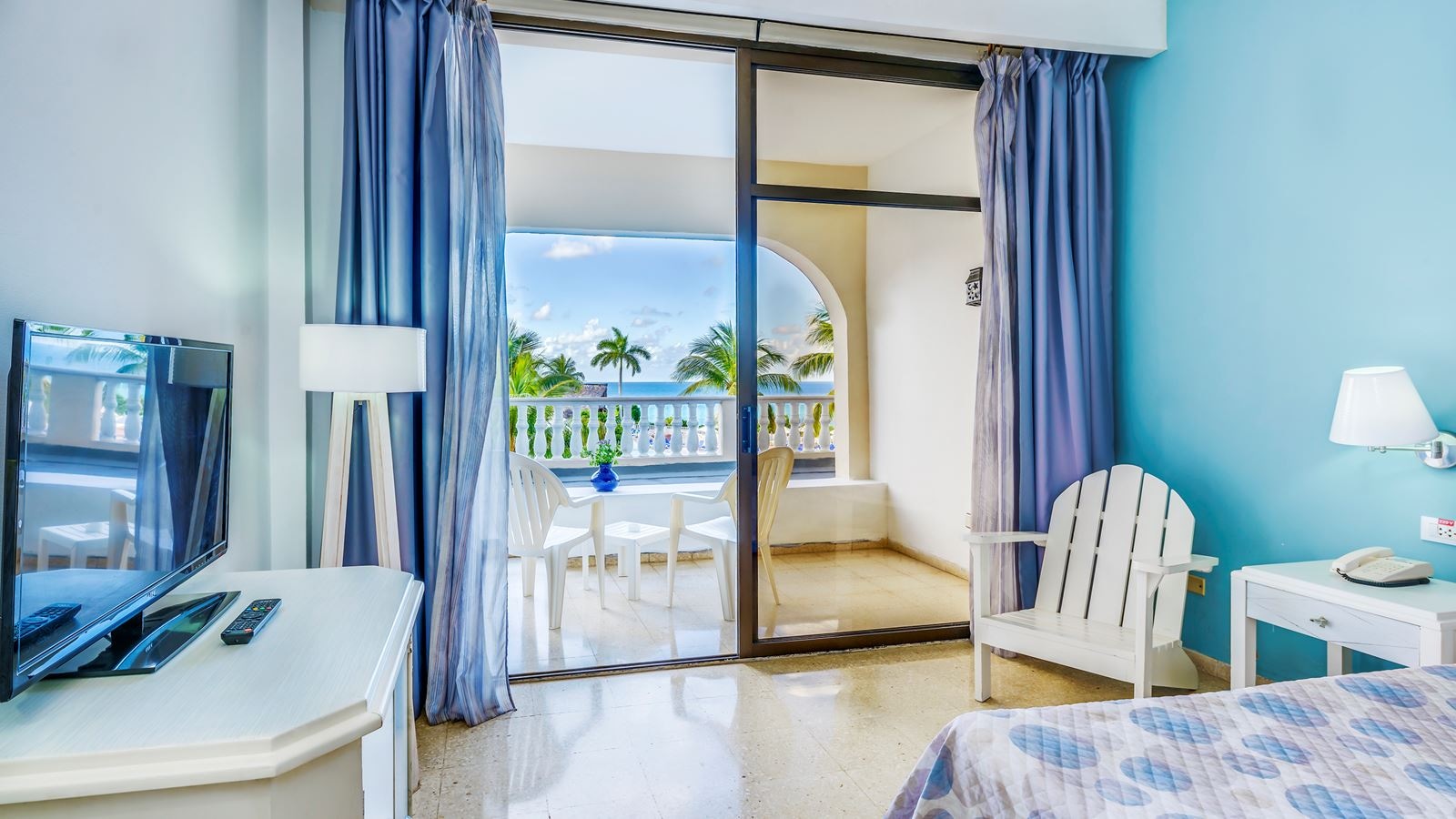 rooms-standard-room--sea-view